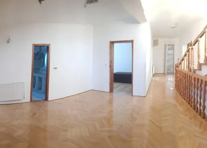 Velika Aleja Ilidza * סראייבו