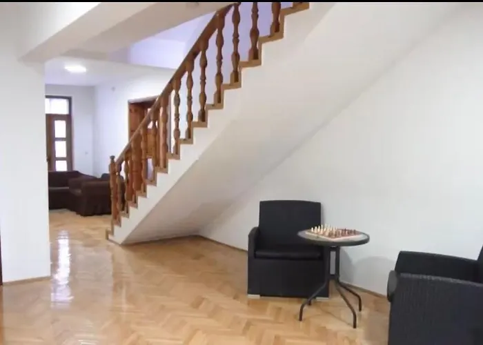 Velika Aleja Ilidza וילה *